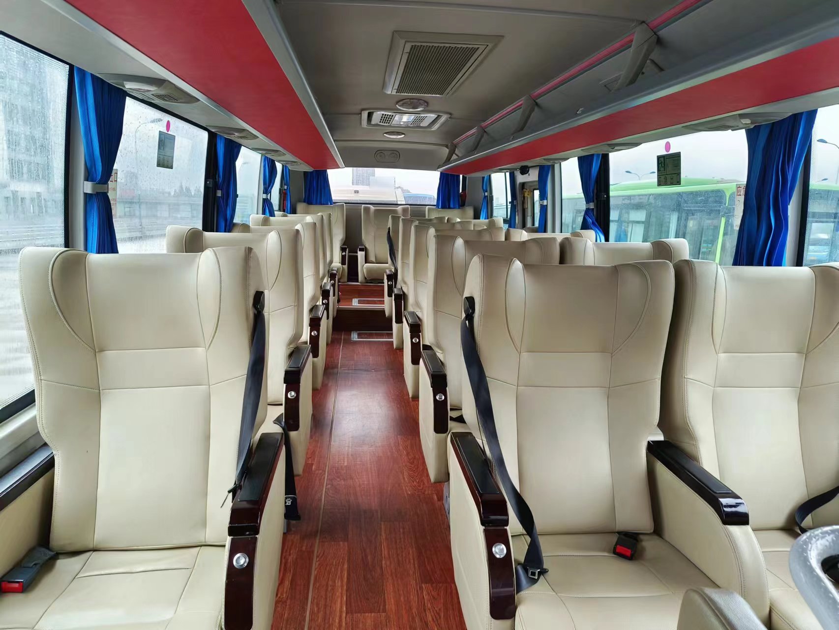 常州奔牛機(jī)場(chǎng)往返無(wú)錫定制客運(yùn)班線(xiàn)